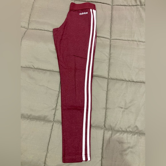 adidas ESSENTIALS 3-STRIPES HIGH-WAISTED SINGLE JERSEY LEGGINGS - Picture 7 of 8